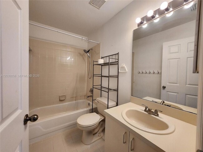 Building Photo - 3332 Orinoco Ln