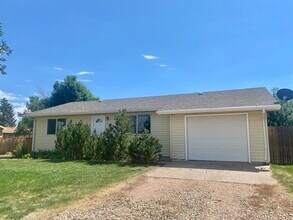 Building Photo - 2 Bedroom plus 3 Non-Conforming Rooms, 2 B...