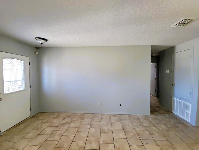 Building Photo - 1330 Blazing Star Trail