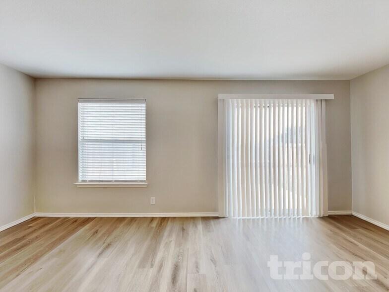 Building Photo - 8507 Crinum Lily Dr