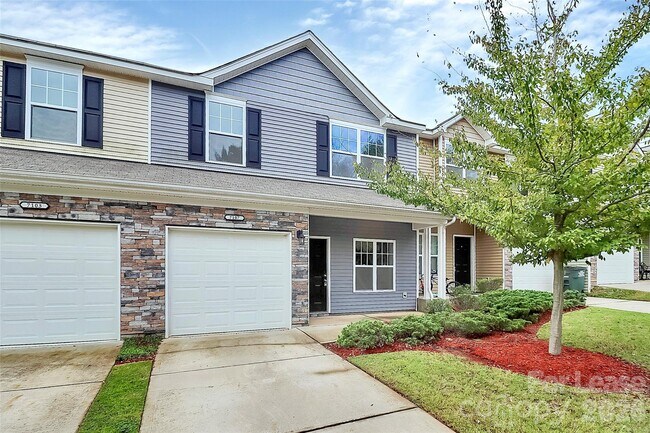 Building Photo - 7107 Adare Mews Rd