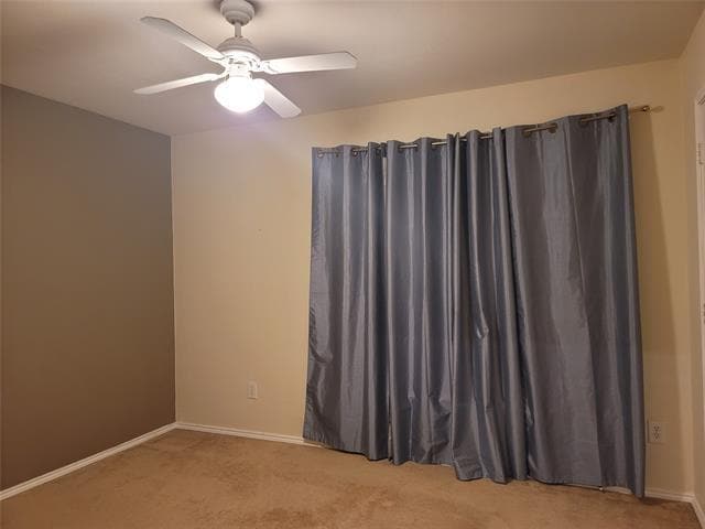 Building Photo - 204 Meadow View Ln