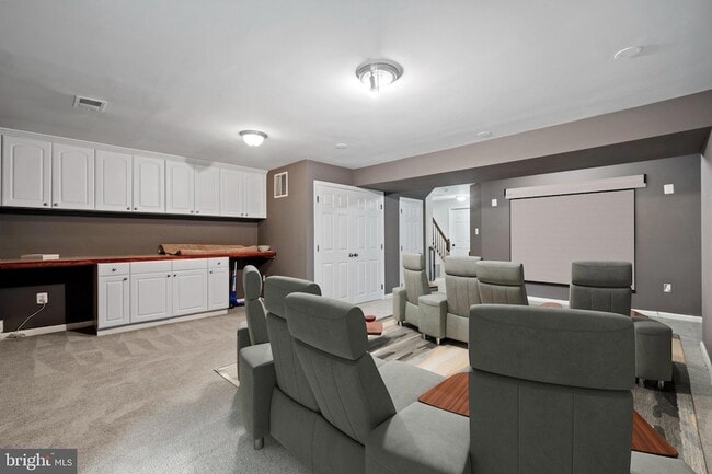 Building Photo - 6720 Emmanuel Ct