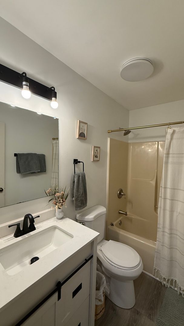 Building Photo - Stafford - Lake Arrowhead