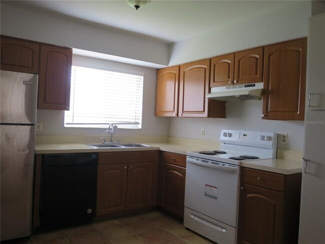 Building Photo - 10443 Manassas Cir