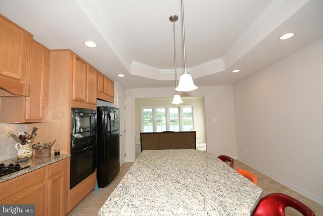 Building Photo - 38918 Blue Indigo Rd