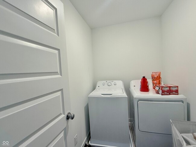 Building Photo - 19341 Beruna Way