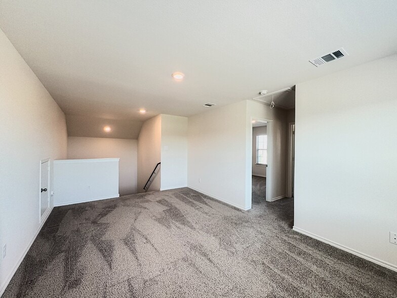 Building Photo - 218 Alice Spgs Ln