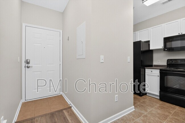Building Photo - 18736 Nautical Dr