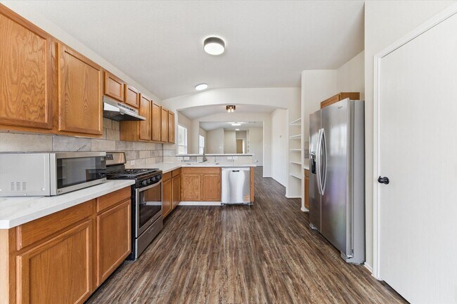 Building Photo - Move-in Home in Cypress for Lease!
