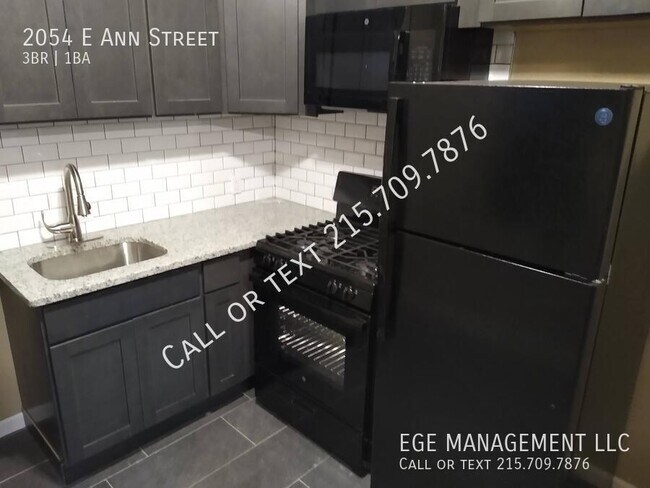 Building Photo - 2054 Ann St