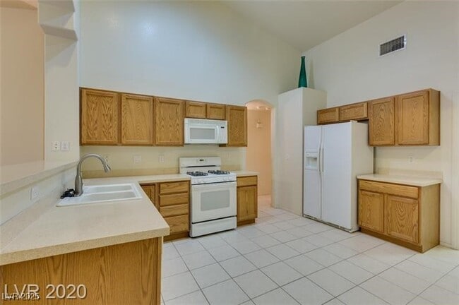 Building Photo - 10308 Juniper Creek Ln
