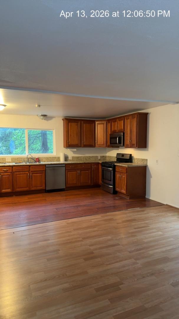 Building Photo - 767 Woodland Rd