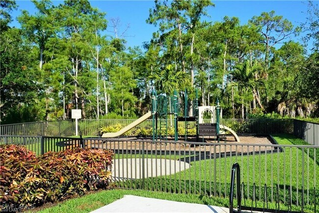 Building Photo - 4232 Raffia Palm Cir