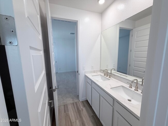 Building Photo - 7022 W Pinnacle Vista Dr