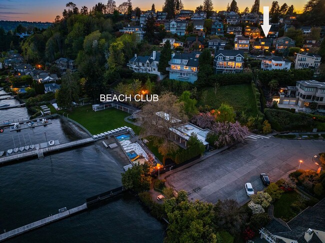 Building Photo - Laurelhurst View Home