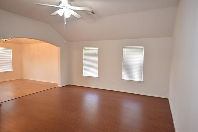 Building Photo - 12685 Lake Conroe Hills Dr