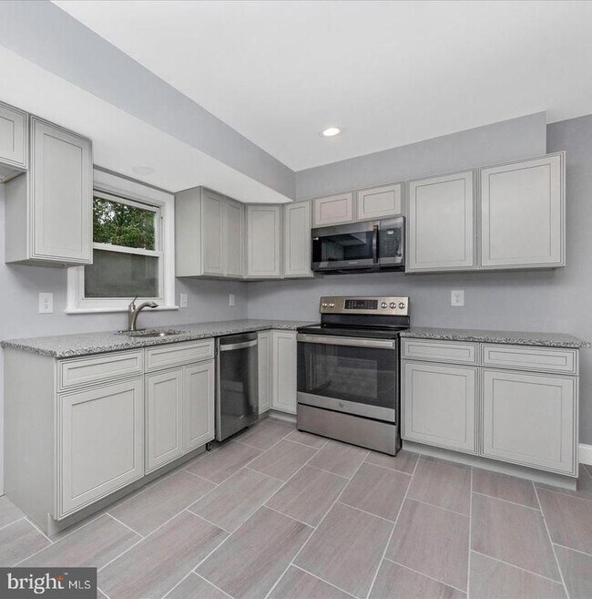 Building Photo - 9226 Limestone Pl