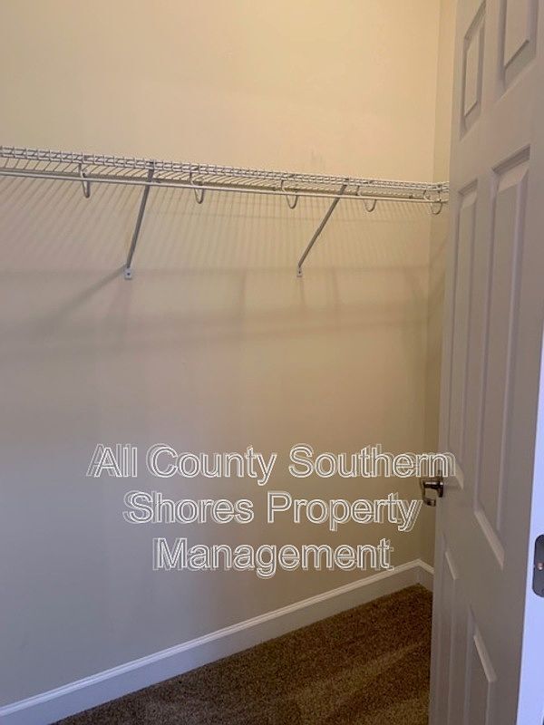 Building Photo - 131 Maggie Wy