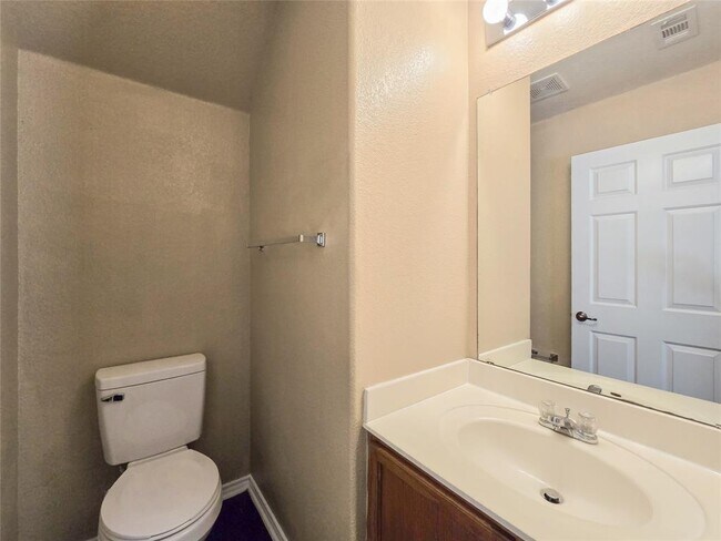 Building Photo - 2116 Nogales Trail