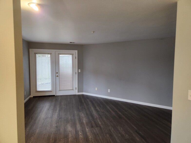Living Room 2 - 12406 SE 31st St