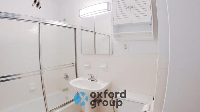 Building Photo - 1 bedroom in NEW YORK NY 10003