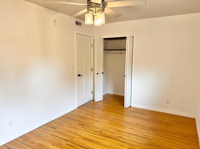Building Photo - 516 16th St S