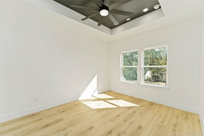 Building Photo - 4605 Siegel St