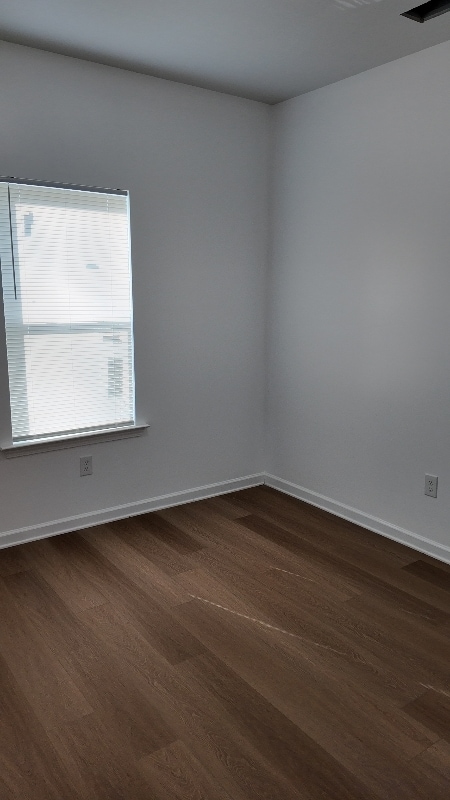 Building Photo - 698 Delta Rd