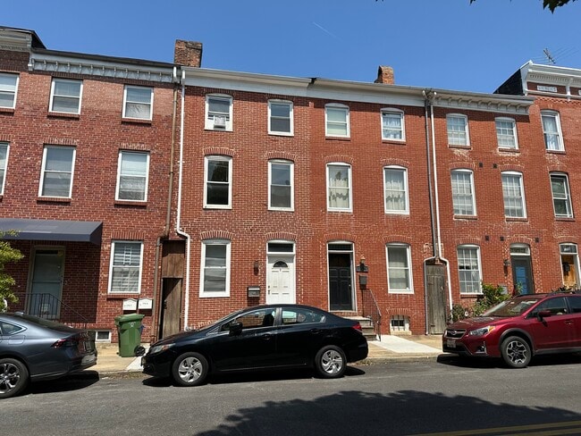 Primary Photo - 1742 E Lombard St