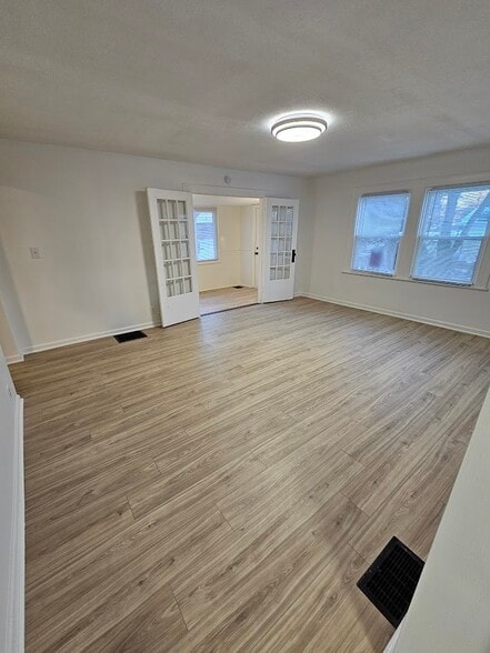 Living Room - 441 Cecil Ave