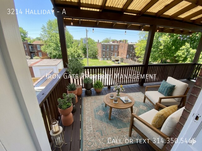 Building Photo - 3214 Halliday-A
