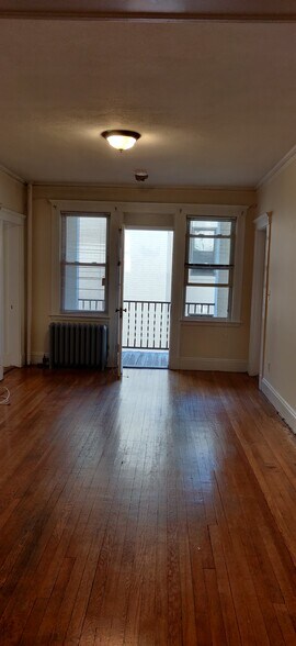 Building Photo - 19 Melvin Ave