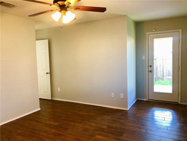 Building Photo - 13020 Date Palm Trail