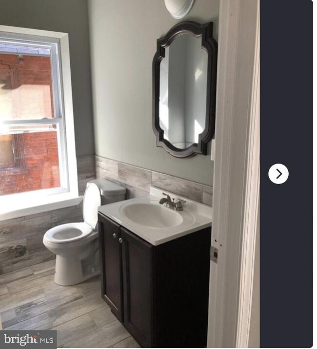 Building Photo - 5113 Chester Ave