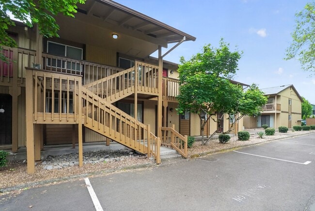 Building Photo - 3404 19th Ave