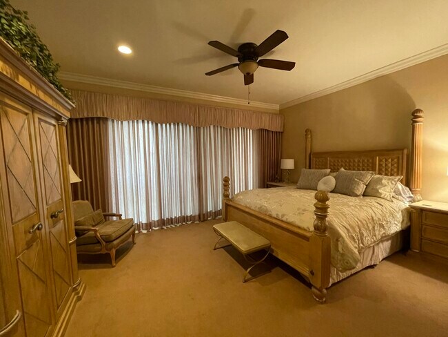 Building Photo - 38940 Tandika Trail N