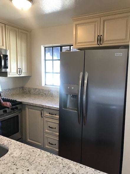 Building Photo - 18530 Hatteras St