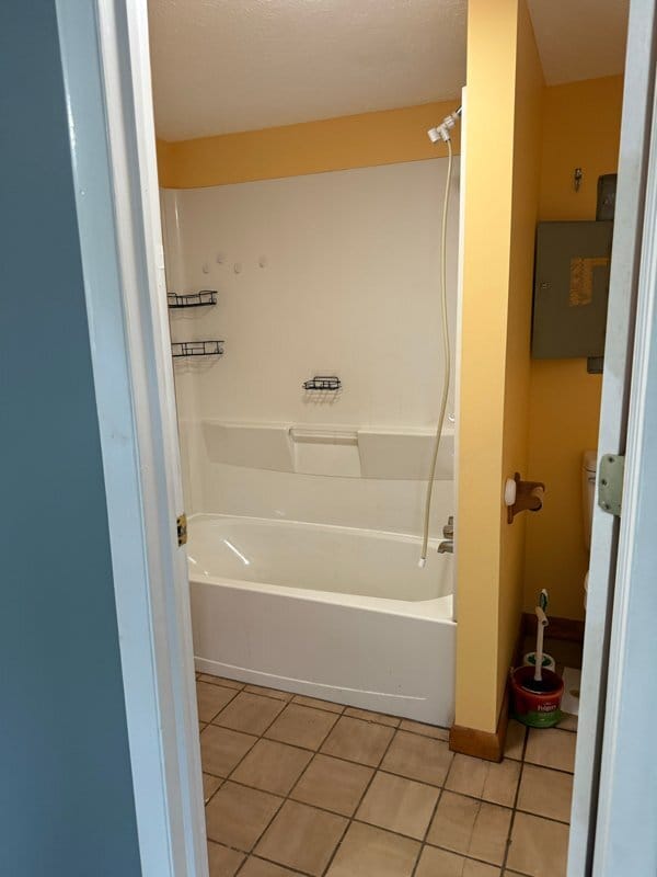 Building Photo - 806 S 16th St