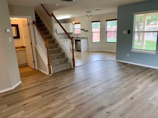 Building Photo - 10219 Roseangel Ln