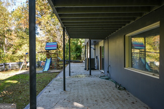 Building Photo - 2704 Margaret Mitchell Dr NW