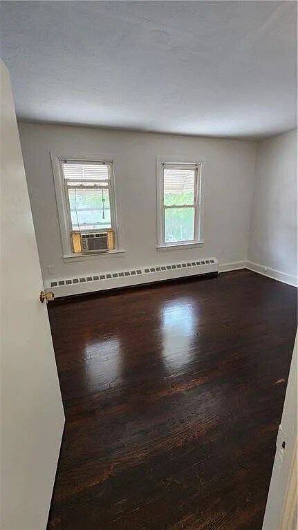 Building Photo - 1141 E 98th St