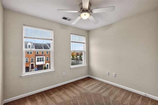 Building Photo - 11530 Sulphur Hills Pl