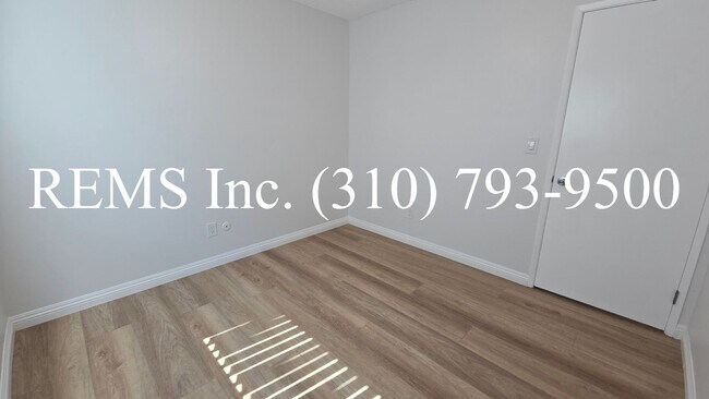 Building Photo - Fully Remodeled Single Family Home with Garage and Private Yard