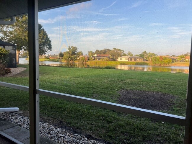 Building Photo - Lovely Lakefront Pinebrook South Home for Annual Rental