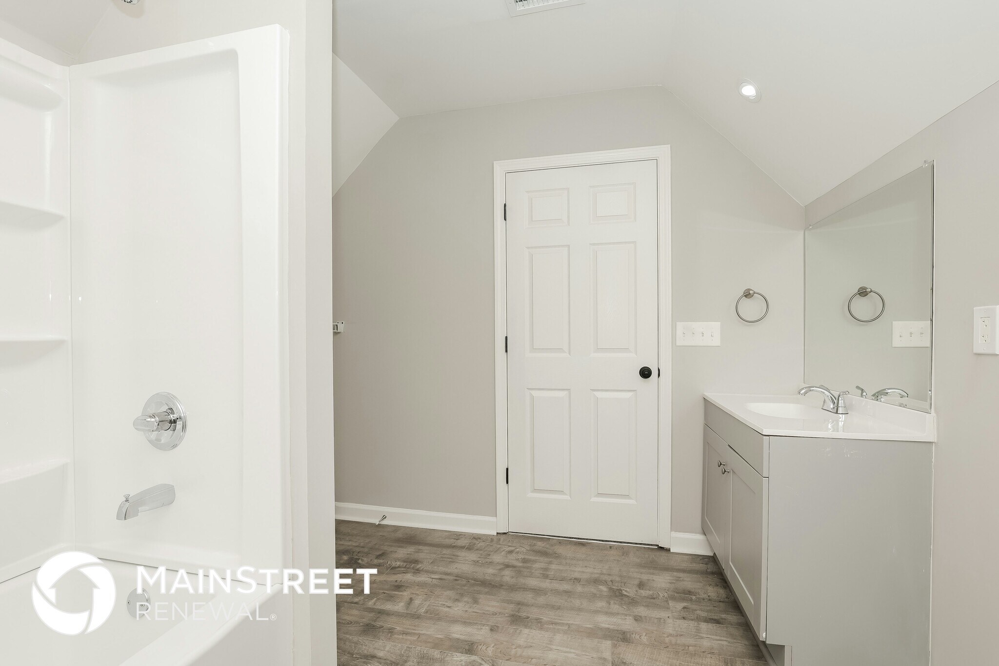 Building Photo - 801 Clouddale Ct