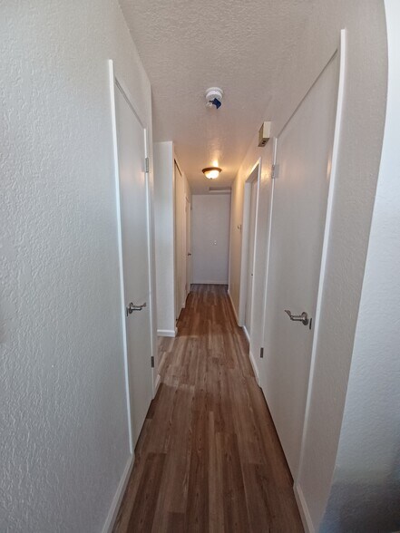 Building Photo - 1111 Central Ave