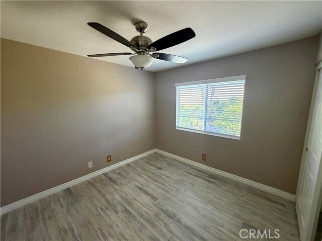 Building Photo - 821 N Siavohn Dr