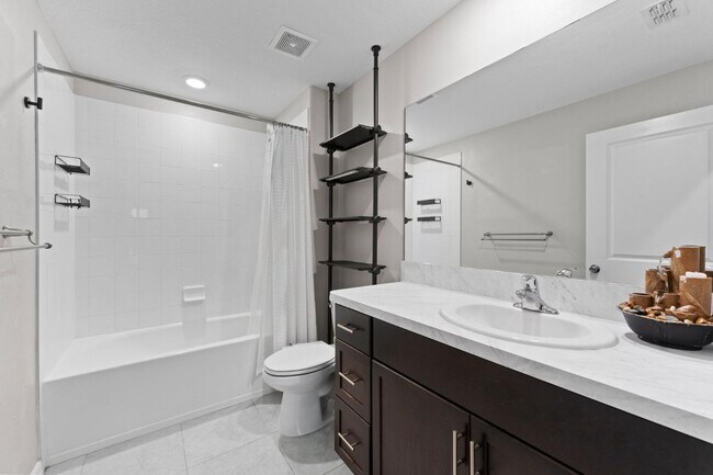 Building Photo - 7314 King Crk Dr