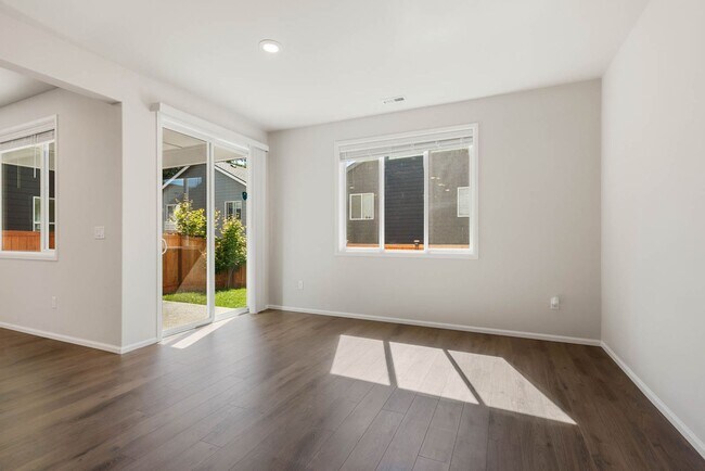 Building Photo - Stunning Newer Construction 4 Bedroom Home in Canyon Creek – Spacious, Stylish & Ideally Located